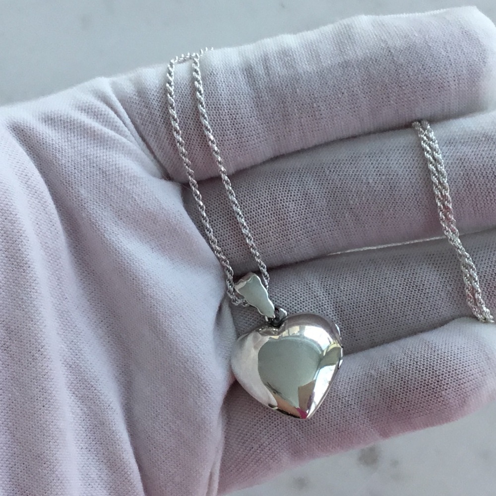 Sale $46 Firm! .925 Sterling Silver Puffed Heart Locket Necklace - Picture 12 of 16